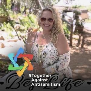 Meet your Posher, Adreinne